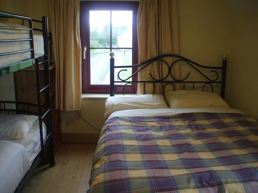 Bru Na Dromoda/Dromid Hostel Killeenleagh Bridge Ruang foto